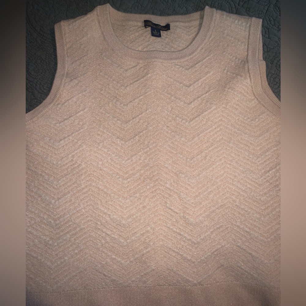 Brooks Brothers Large Women's Cream Sleeveless Sweater Vest wool great tailoring - Picture 2 of 8